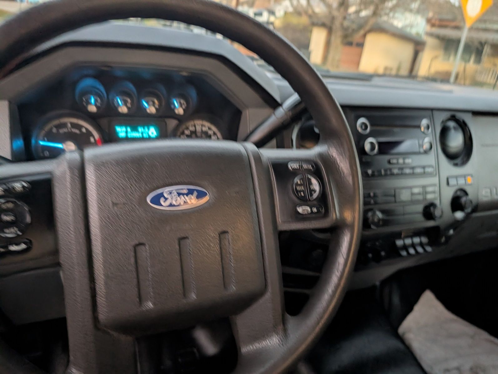 2012 Ford F-550 Super Duty 52