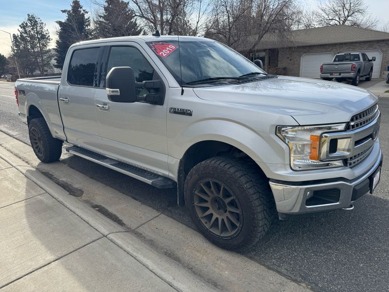 2019 Ford F-150 XLT's photo