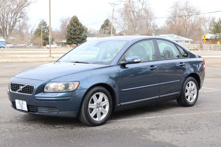 2007 Volvo S40 2.4i | Victory Motors of Colorado