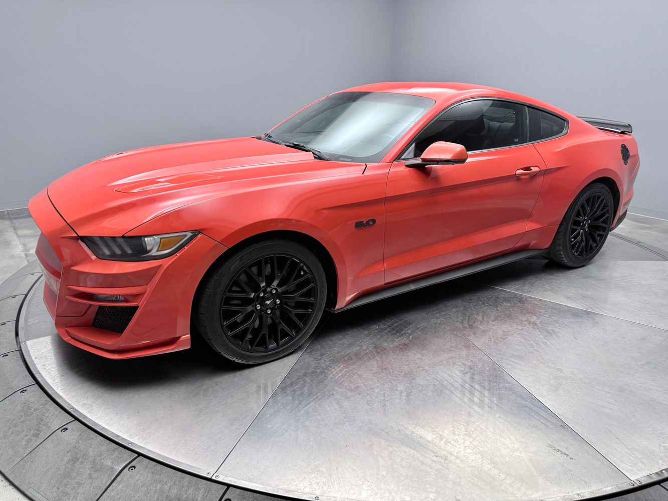 2016 Ford Mustang GT Coupe Premium's photo