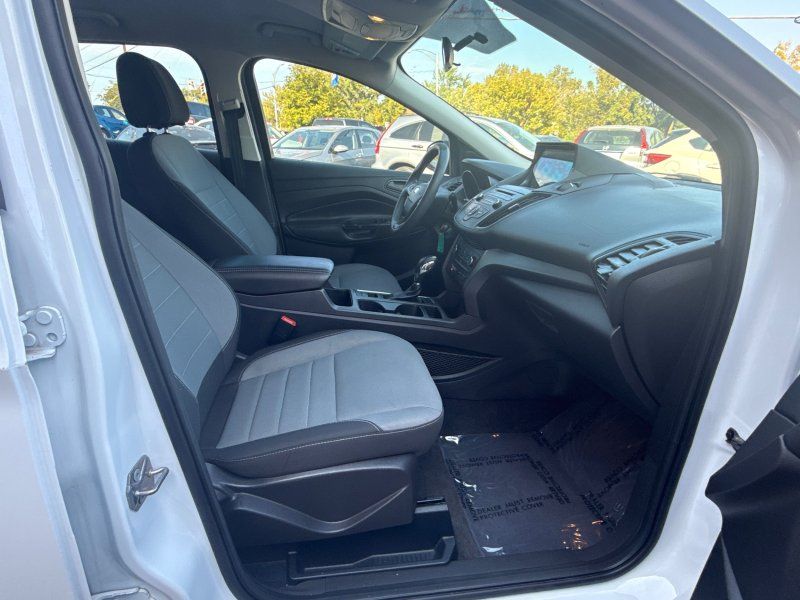 2017 Ford Escape S photo 15