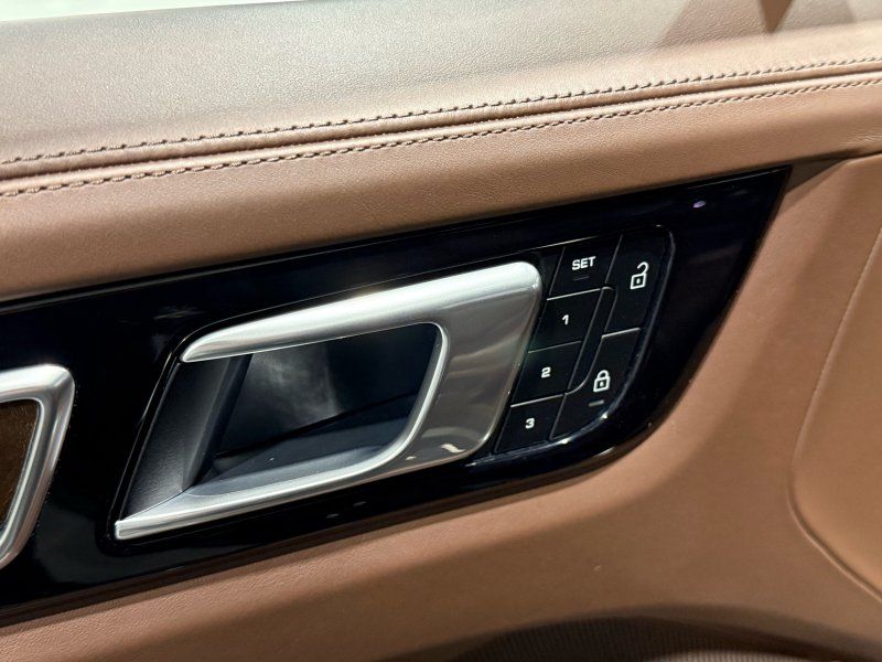 2022 Porsche Cayenne, photo 23