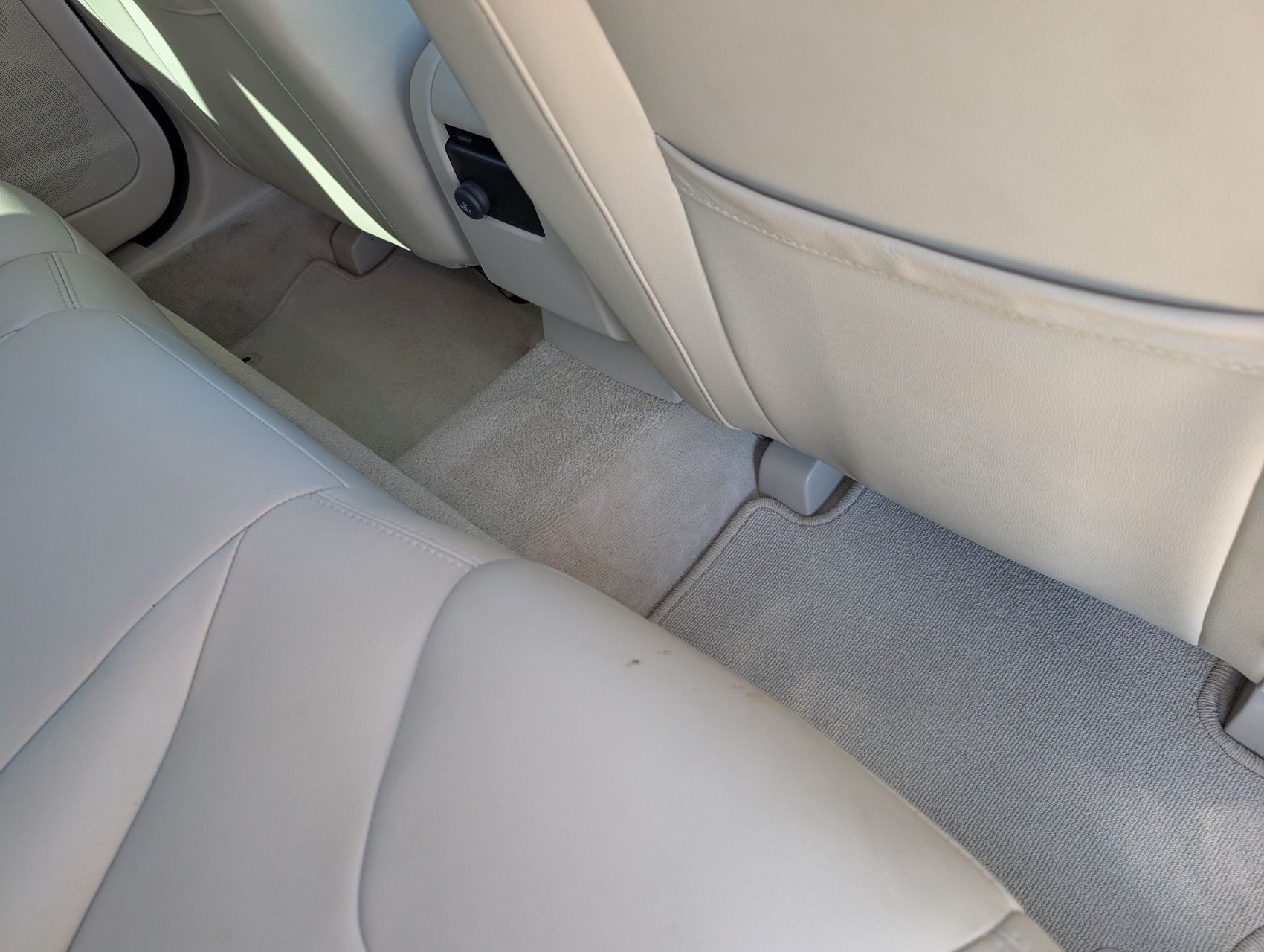2016 Volvo XC60 59