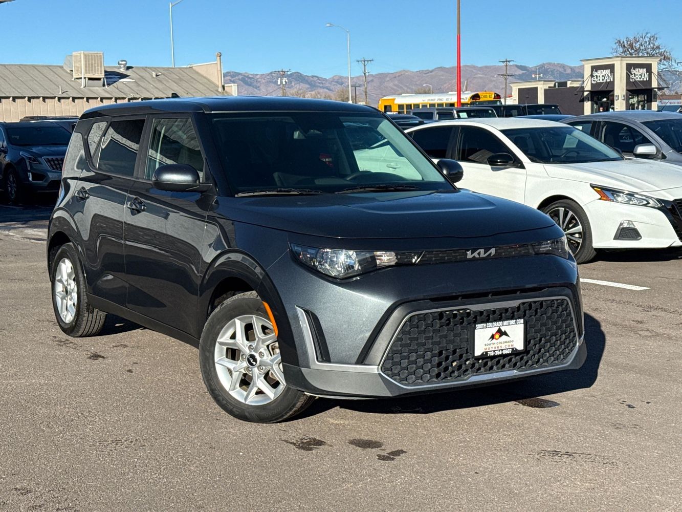 2024 Kia Soul LX's photo