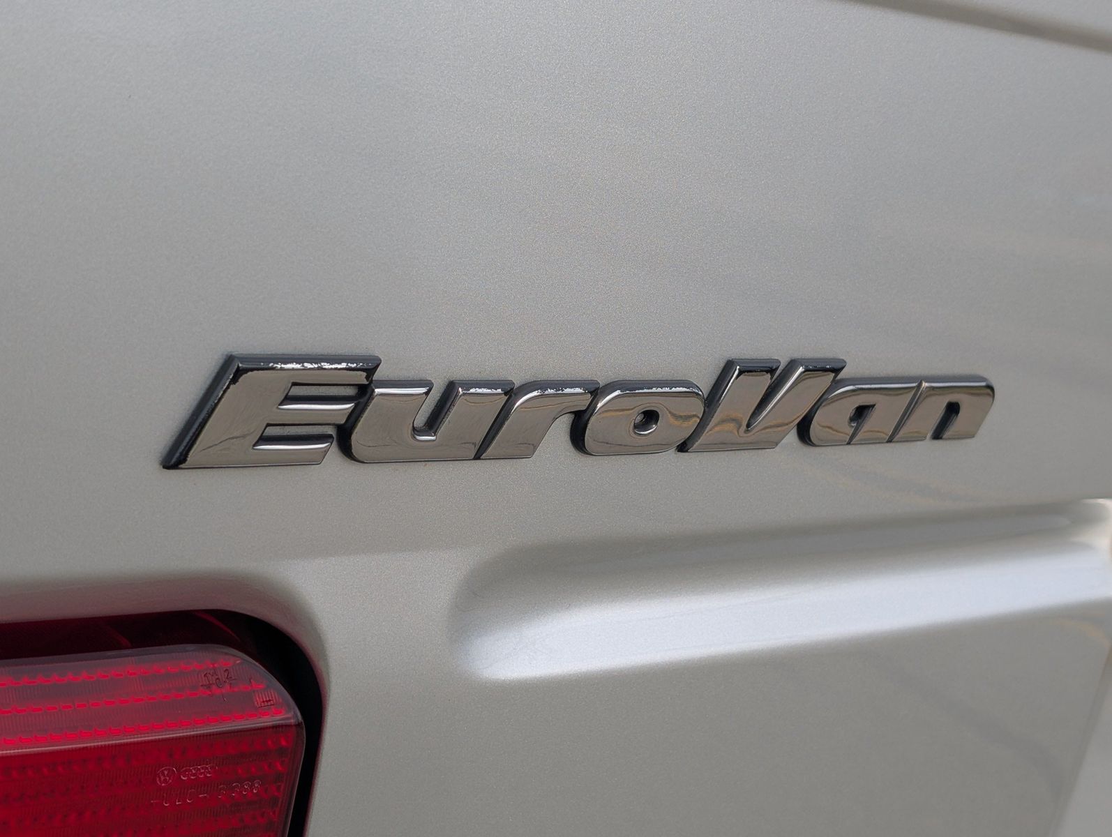 2003 Volkswagen EuroVan 39