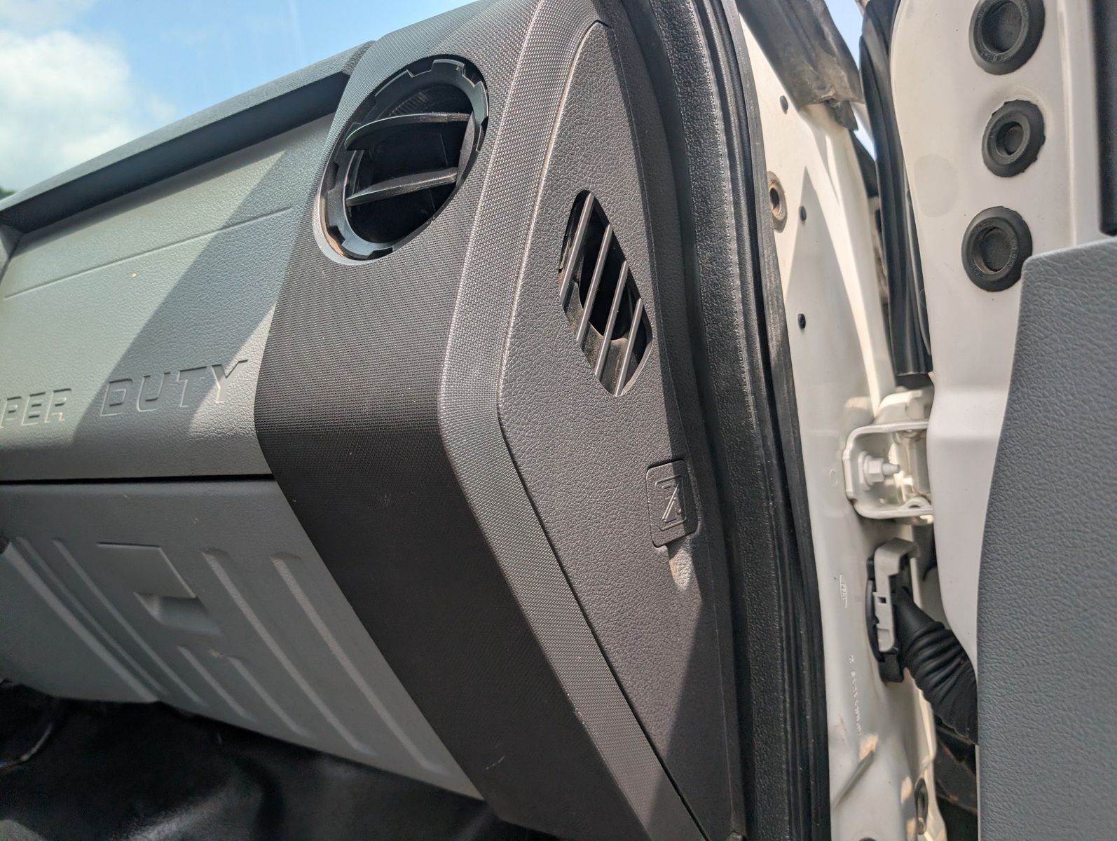 2015 Ford F-750 169