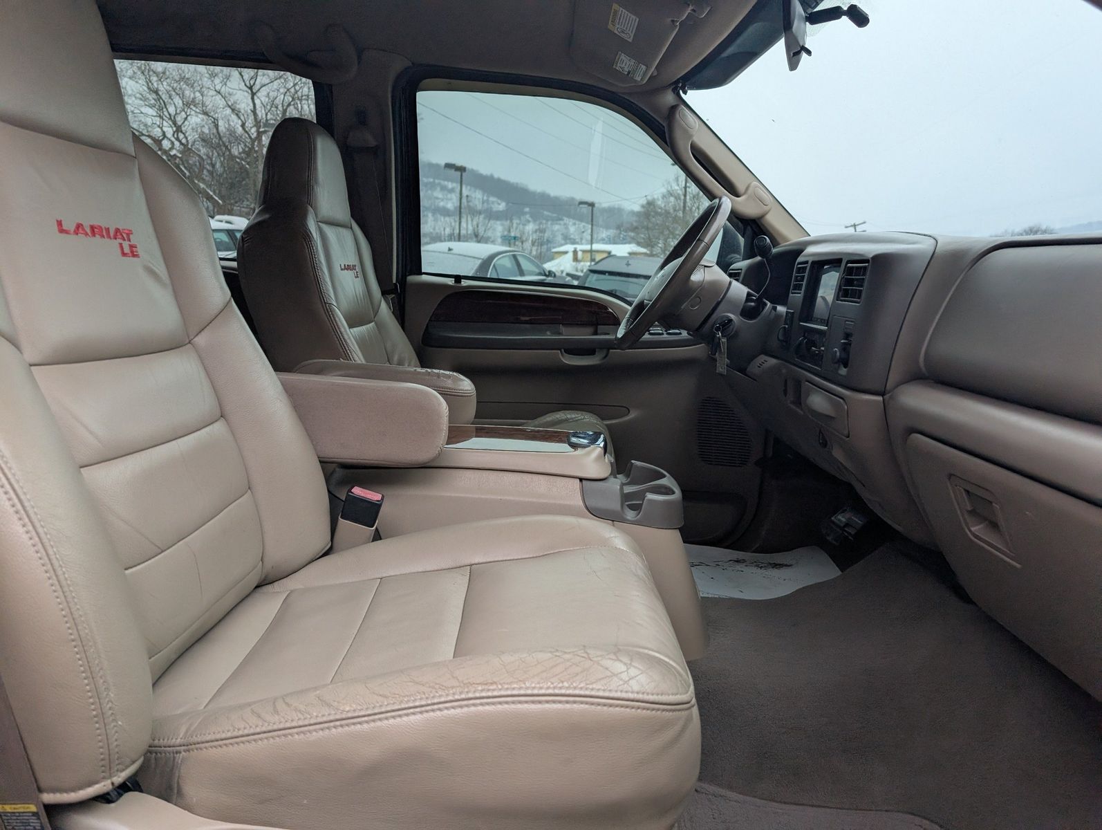 2004 Ford F-350 Super Duty 212