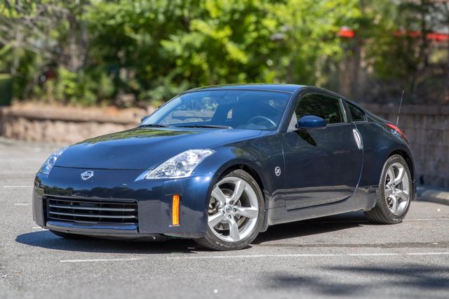 Blue 2007 Nissan 350Z Coupe 6-Speed Manual