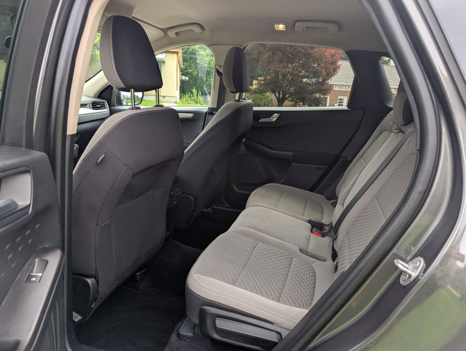 2020 Ford Escape 28