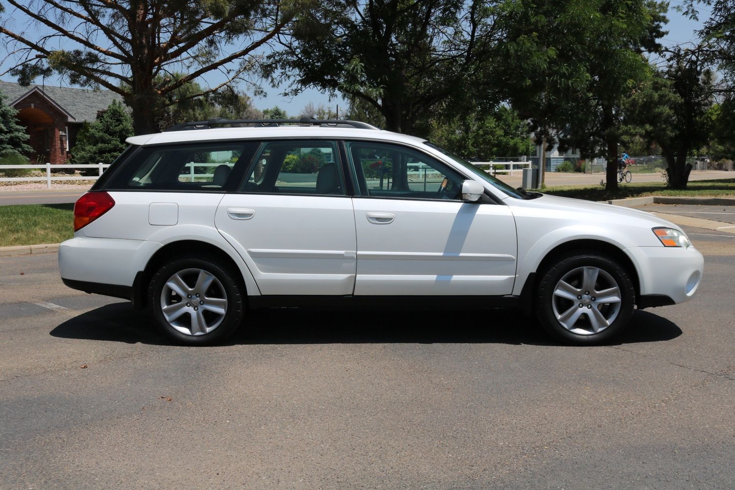 Subaru outback sedan