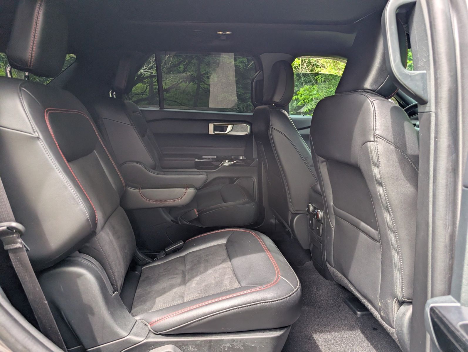 2024 Ford Explorer 44