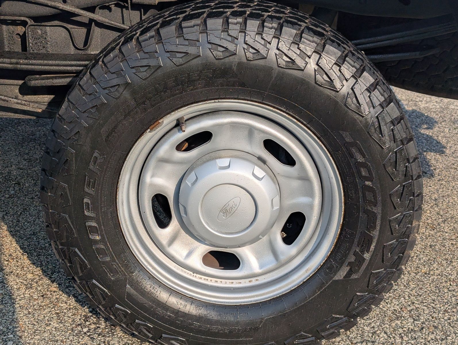 2016 Ford F-250 38