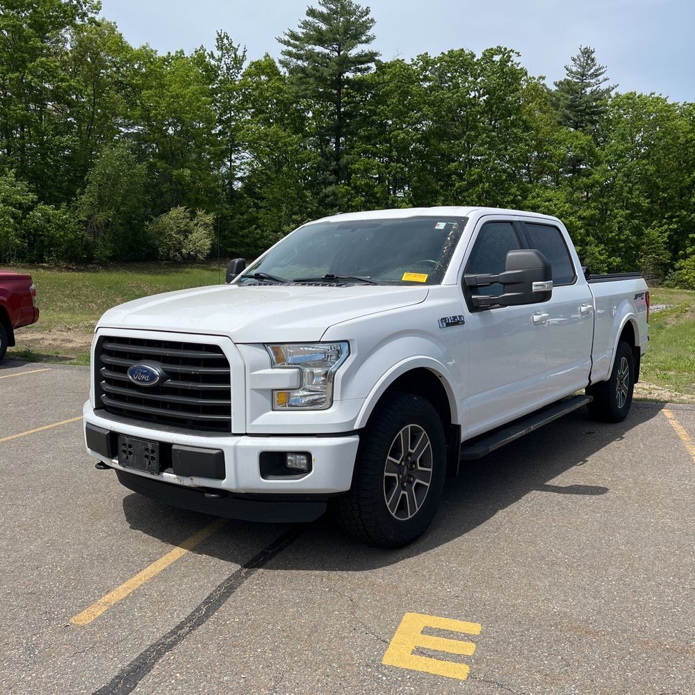 2015 Ford F-150 XLT 4x4 SuperCrew 145-in|XLT 4x4 SuperCrew 157-in's photo