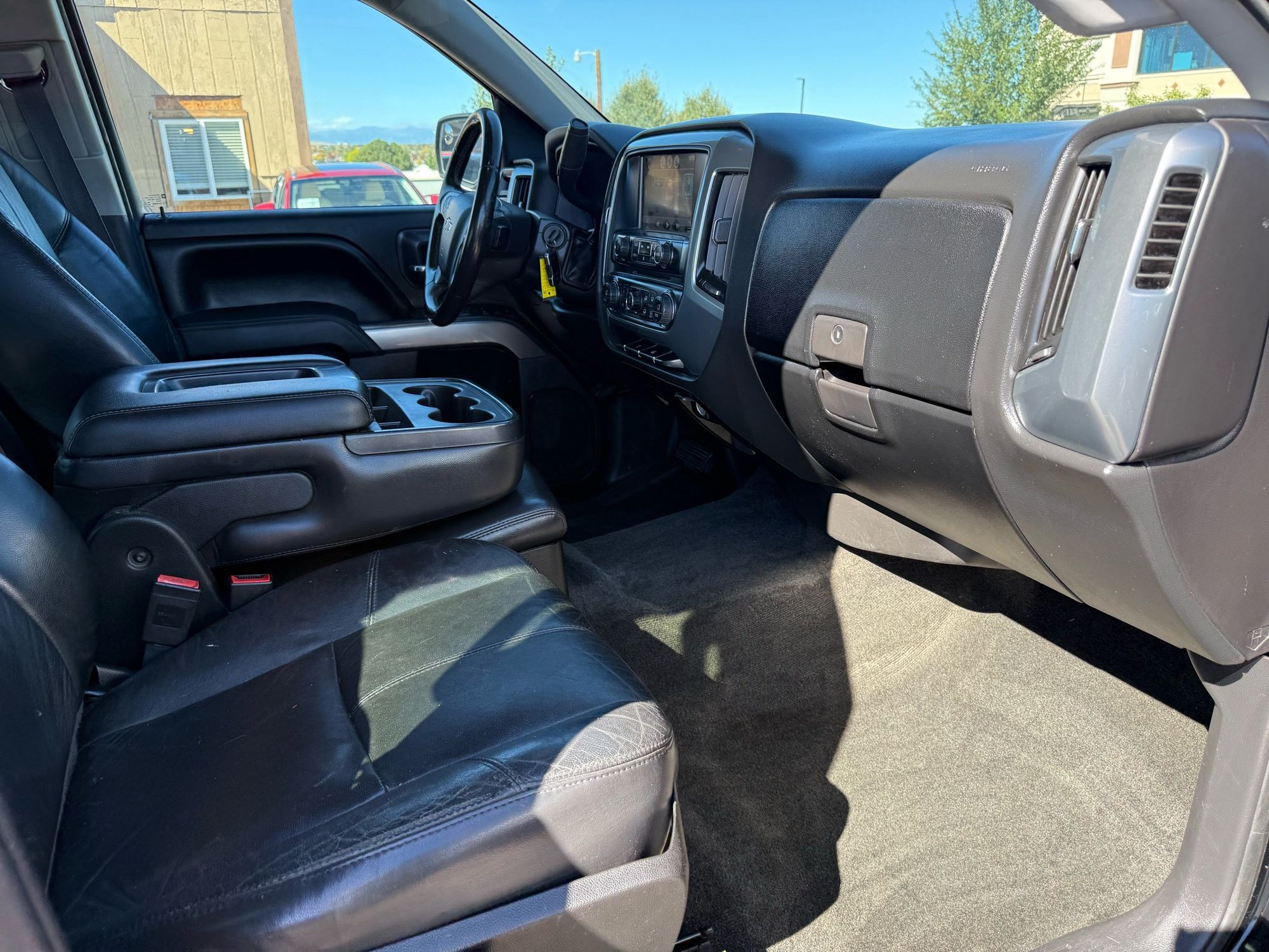 2014 Chevrolet Silverado 1500 LT photo 28