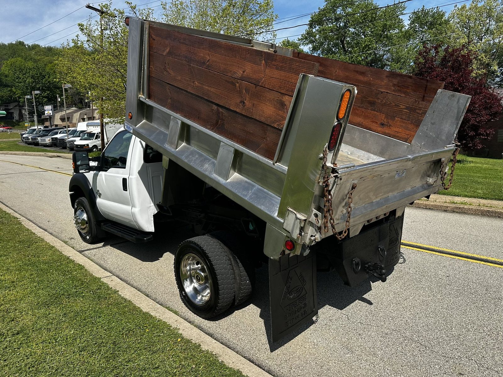 2014 Ford F-550 Chassis 6