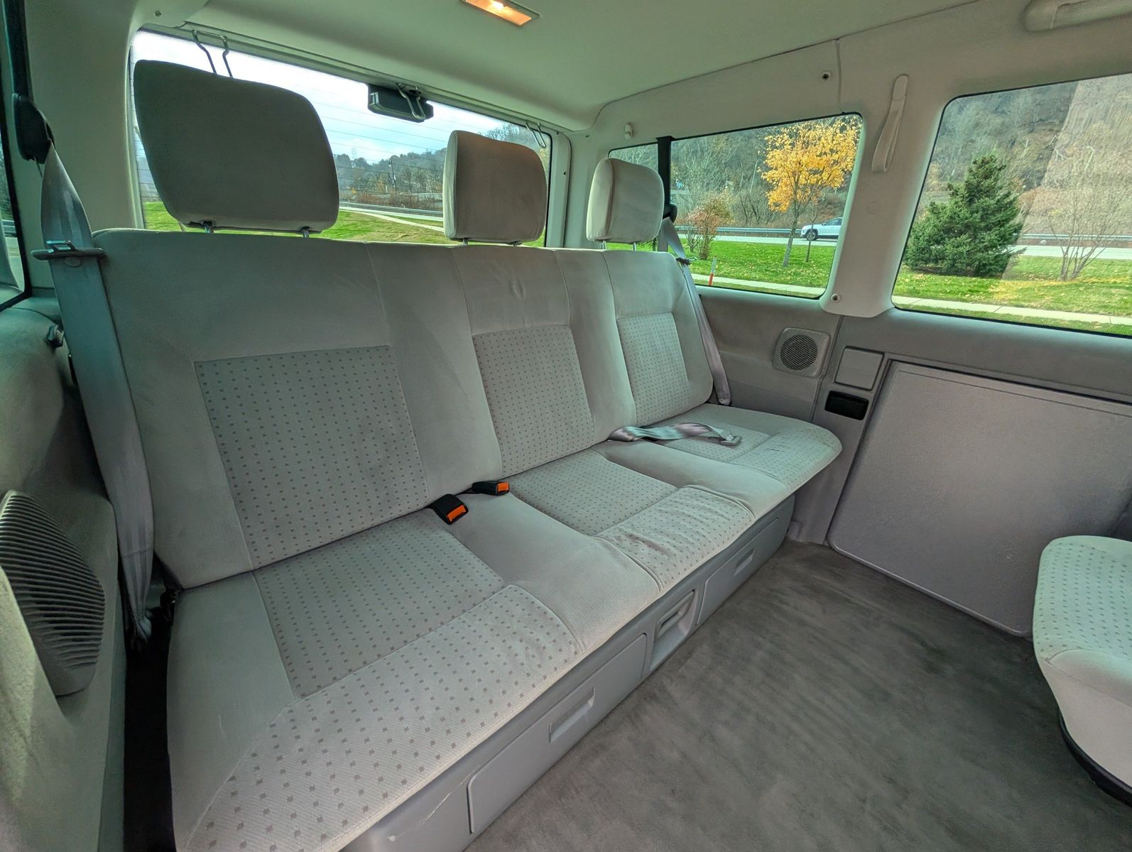 2003 Volkswagen EuroVan 163