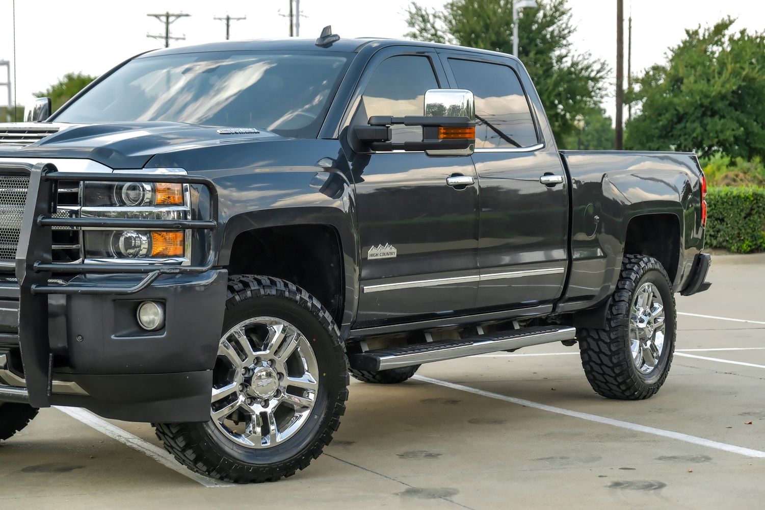 2018 Chevrolet Silverado High Country photo 5