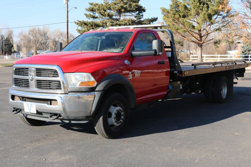 2011 Dodge 5500 Photos