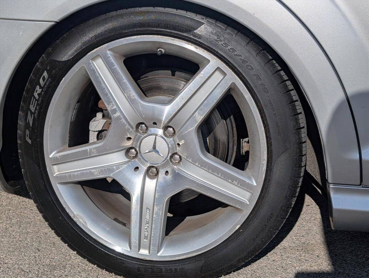 2009 Mercedes-Benz S-Class 21