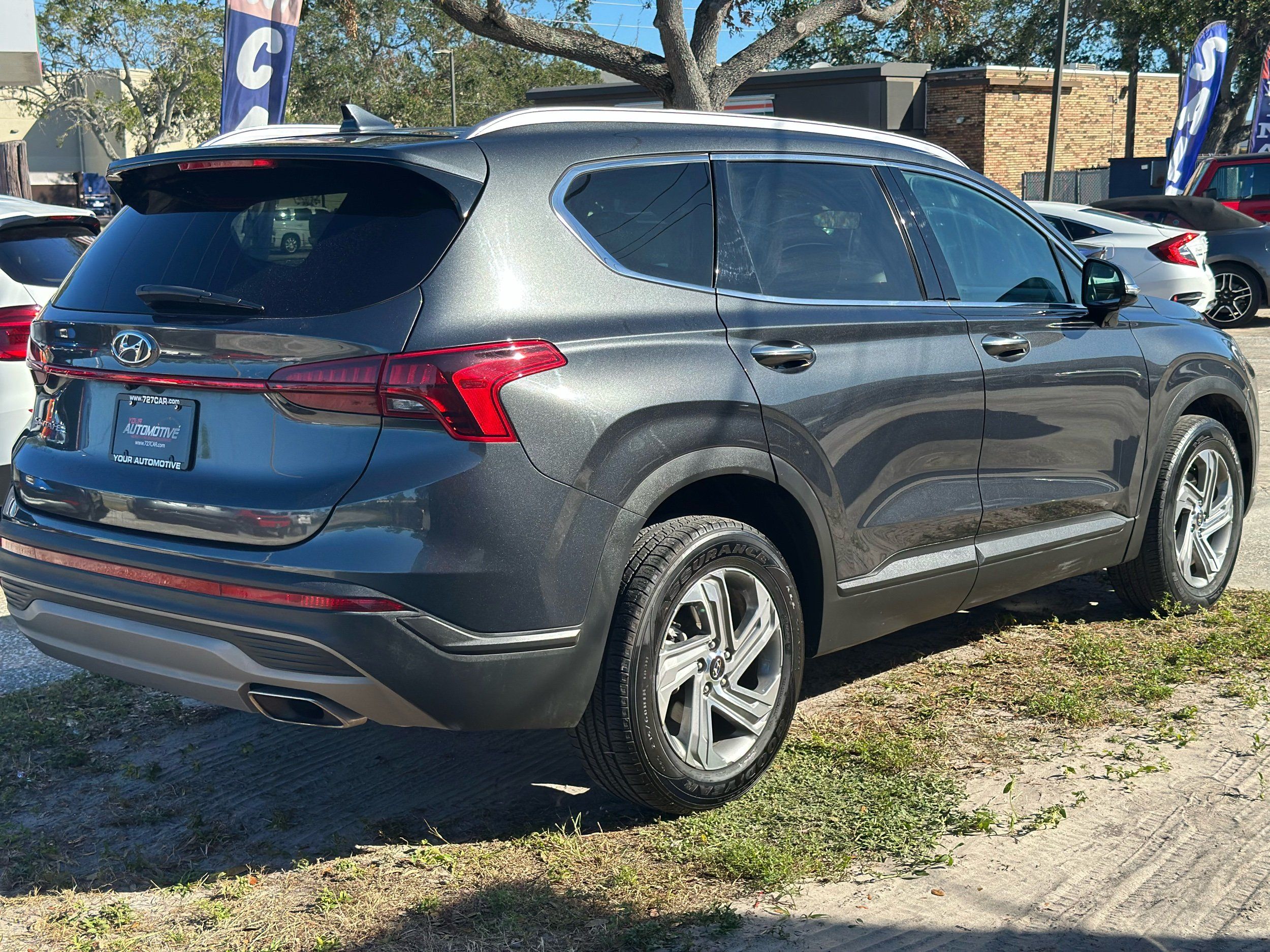 2023 Hyundai Santa Fe SEL photo 3