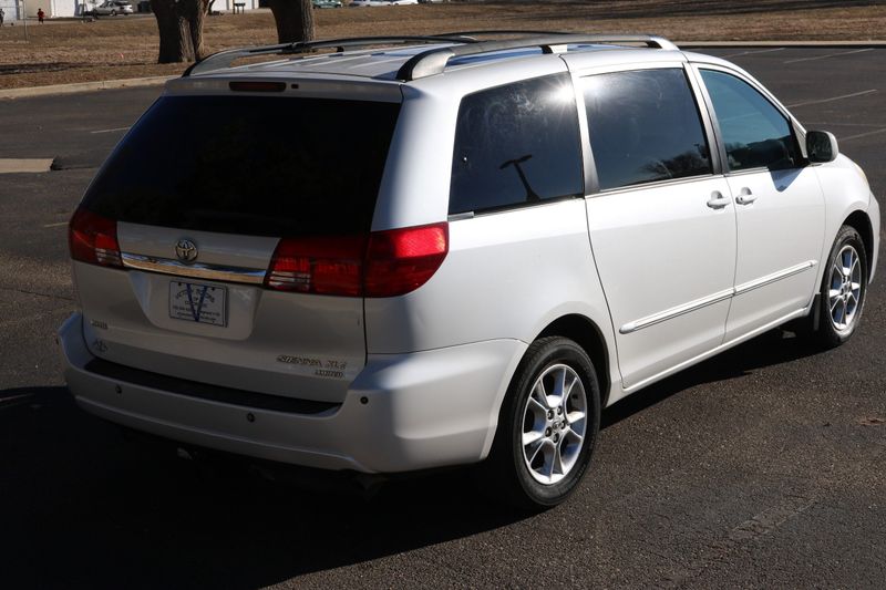 2004 Toyota Sienna XLE Limited 7 Passenger | Victory Motors of