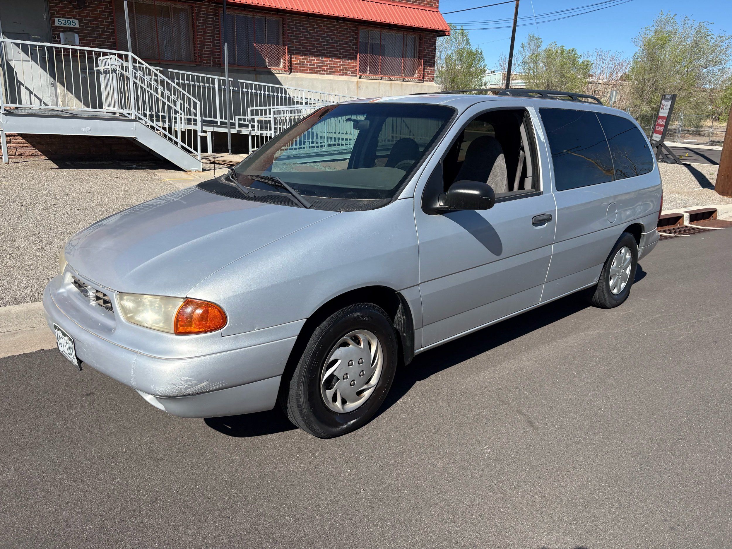 1998 Ford Windstar STANDARD