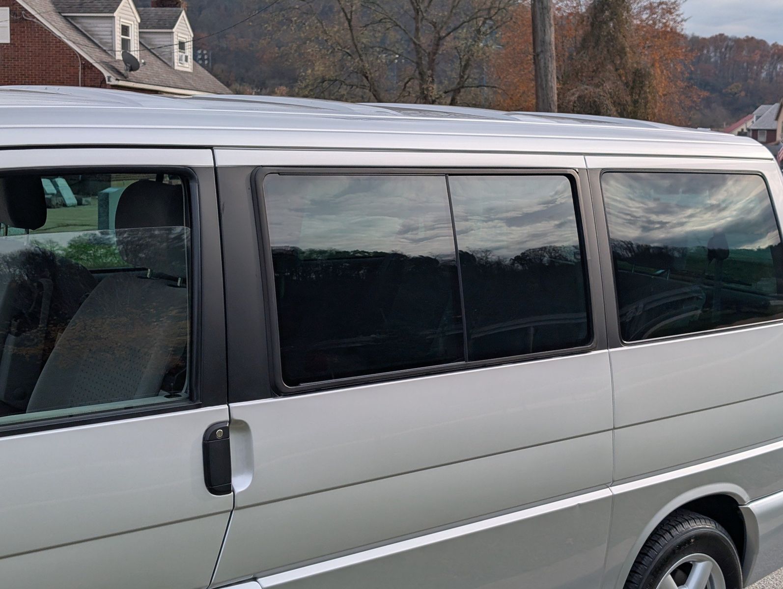 2003 Volkswagen EuroVan 51