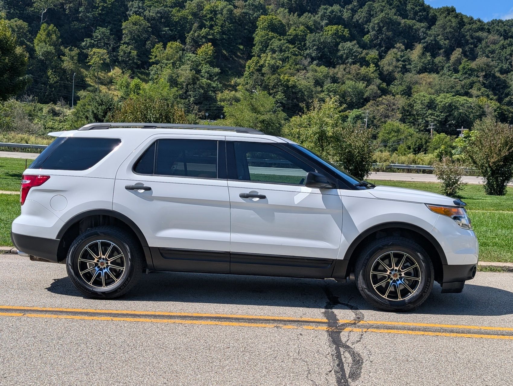 2014 Ford Explorer 4
