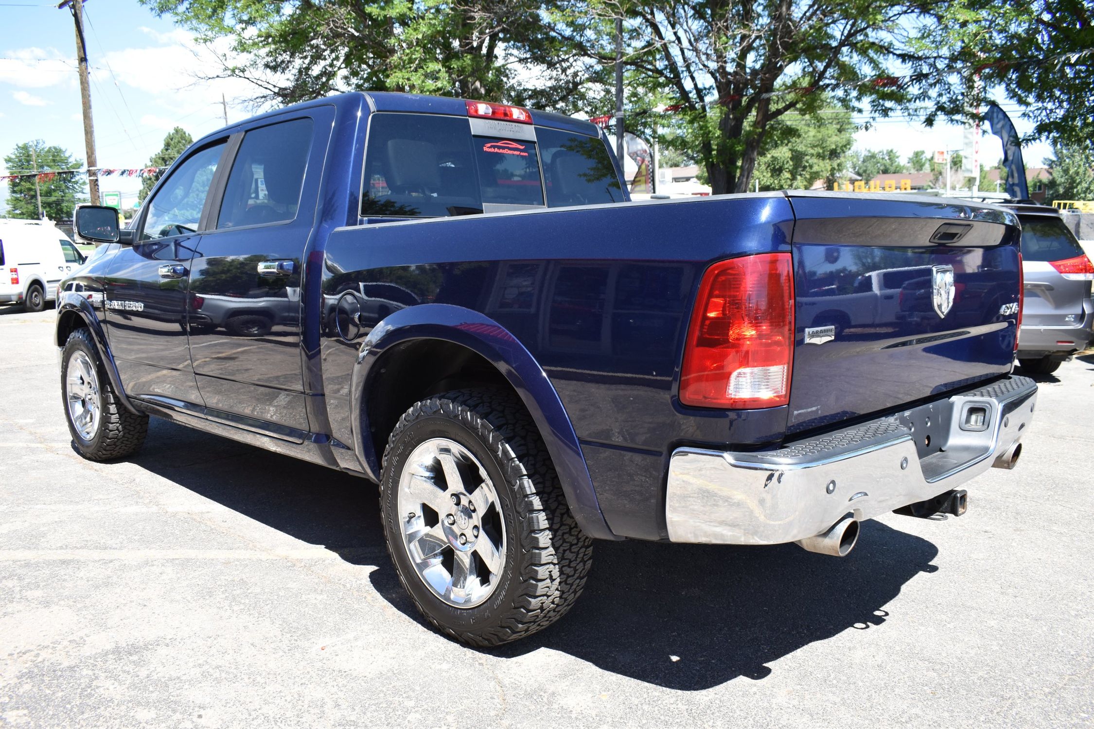 2012 Ram 1500 Laramie photo 3