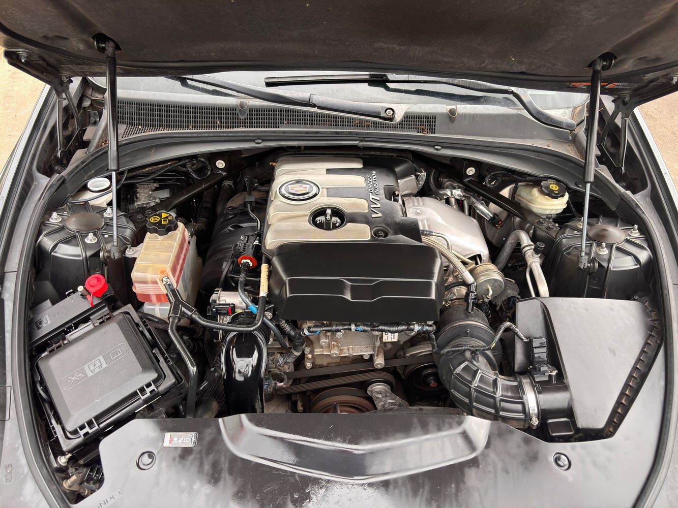 2014 Cadillac CTS Standard photo 39