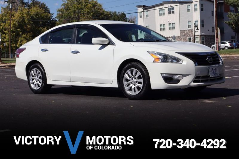 2015 Nissan Altima 2.5 S | Victory Motors of Colorado