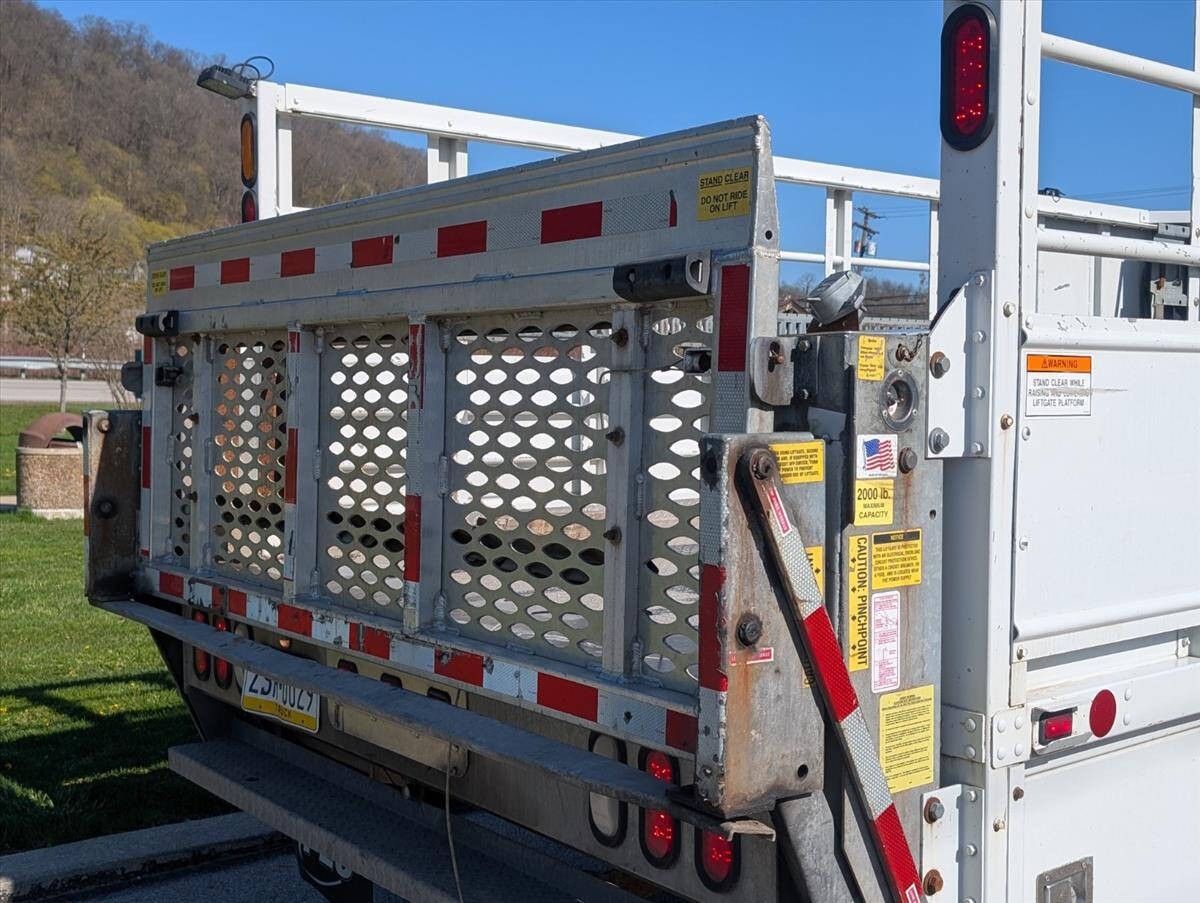 2015 Ford F-450 Super Duty 36