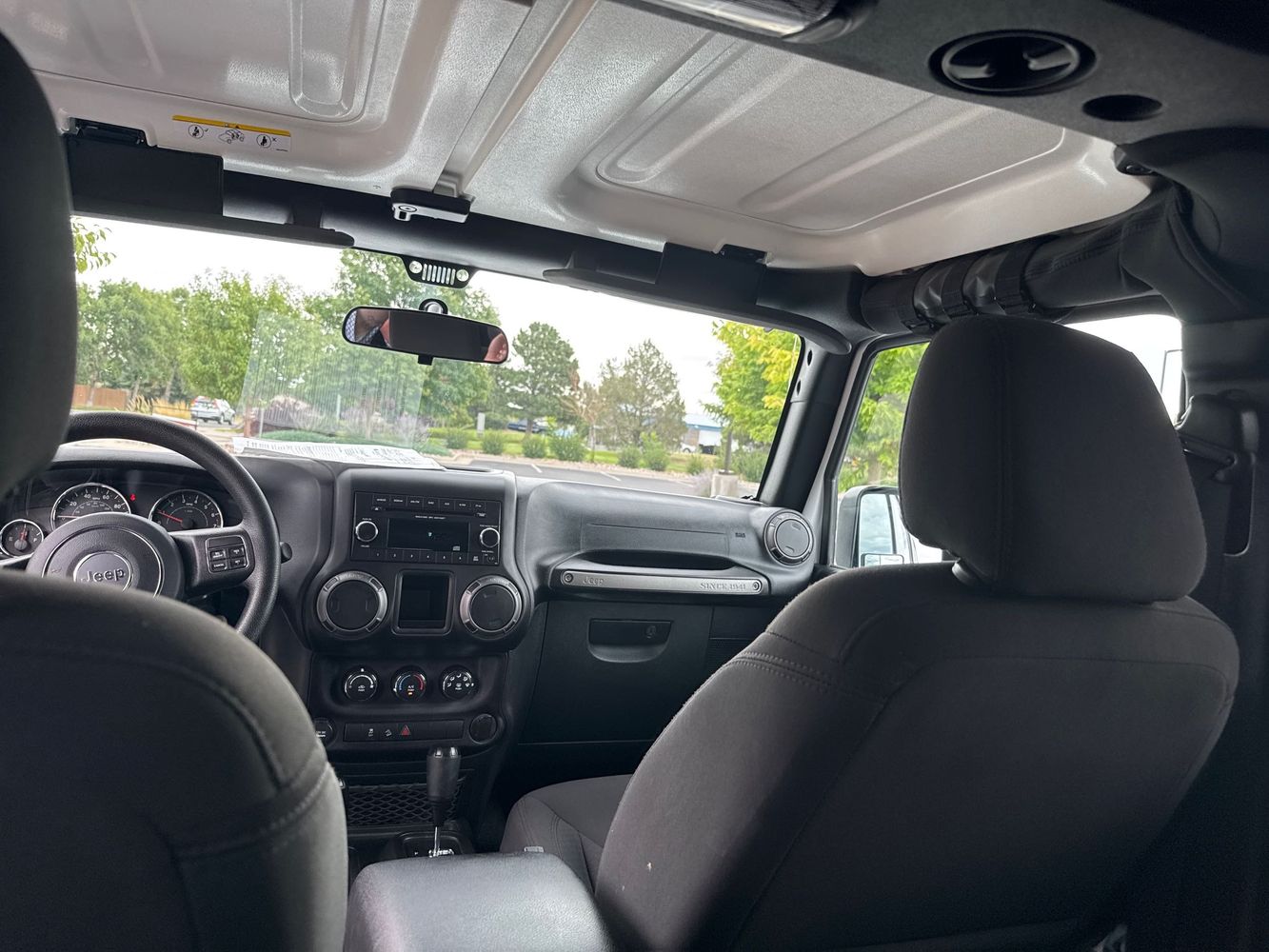2018 Jeep Wrangler Unlimited Sport S photo 23