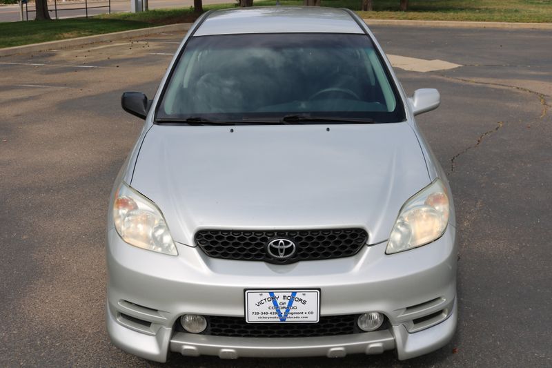 2004 Toyota Matrix Photos