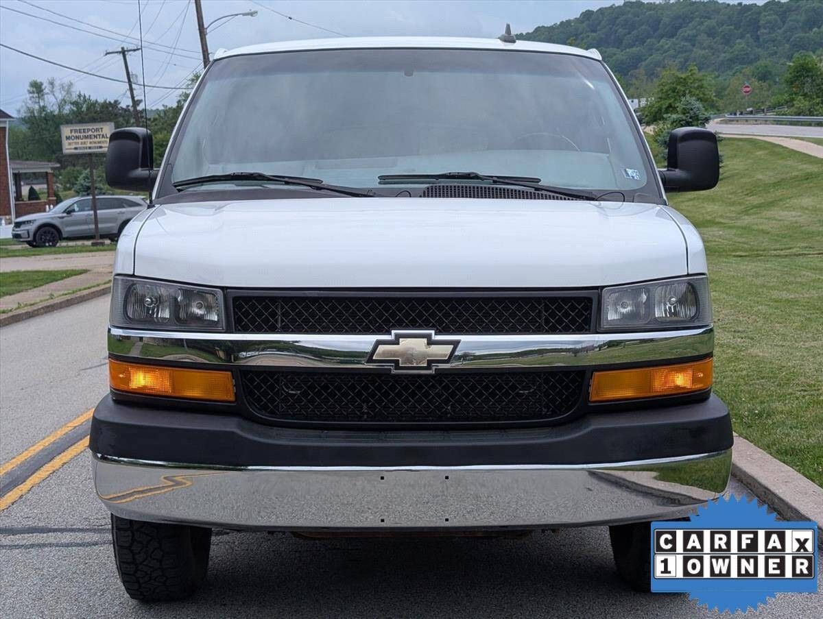 2018 Chevrolet Express 14