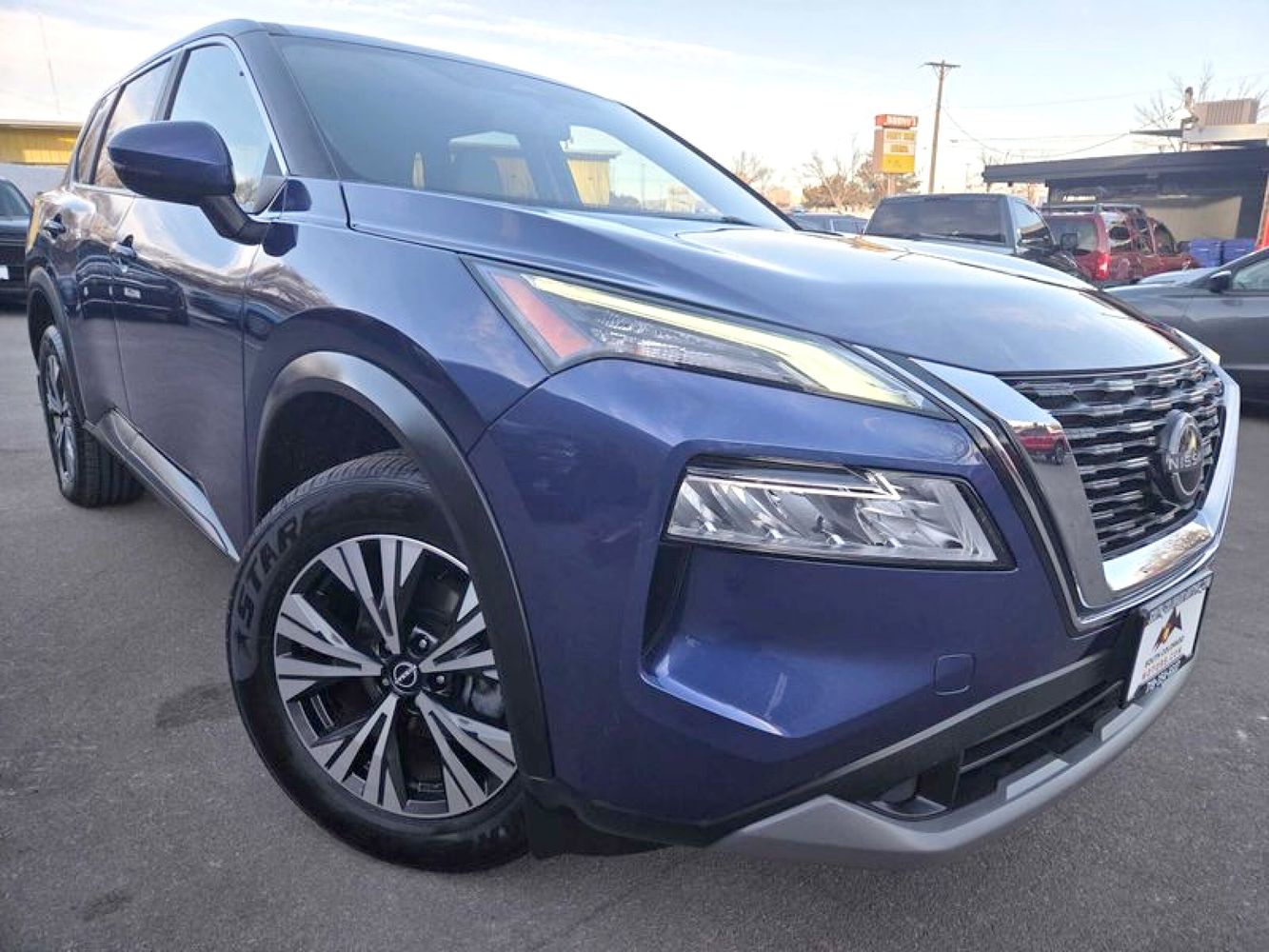 2023 Nissan Rogue SV AWD's photo