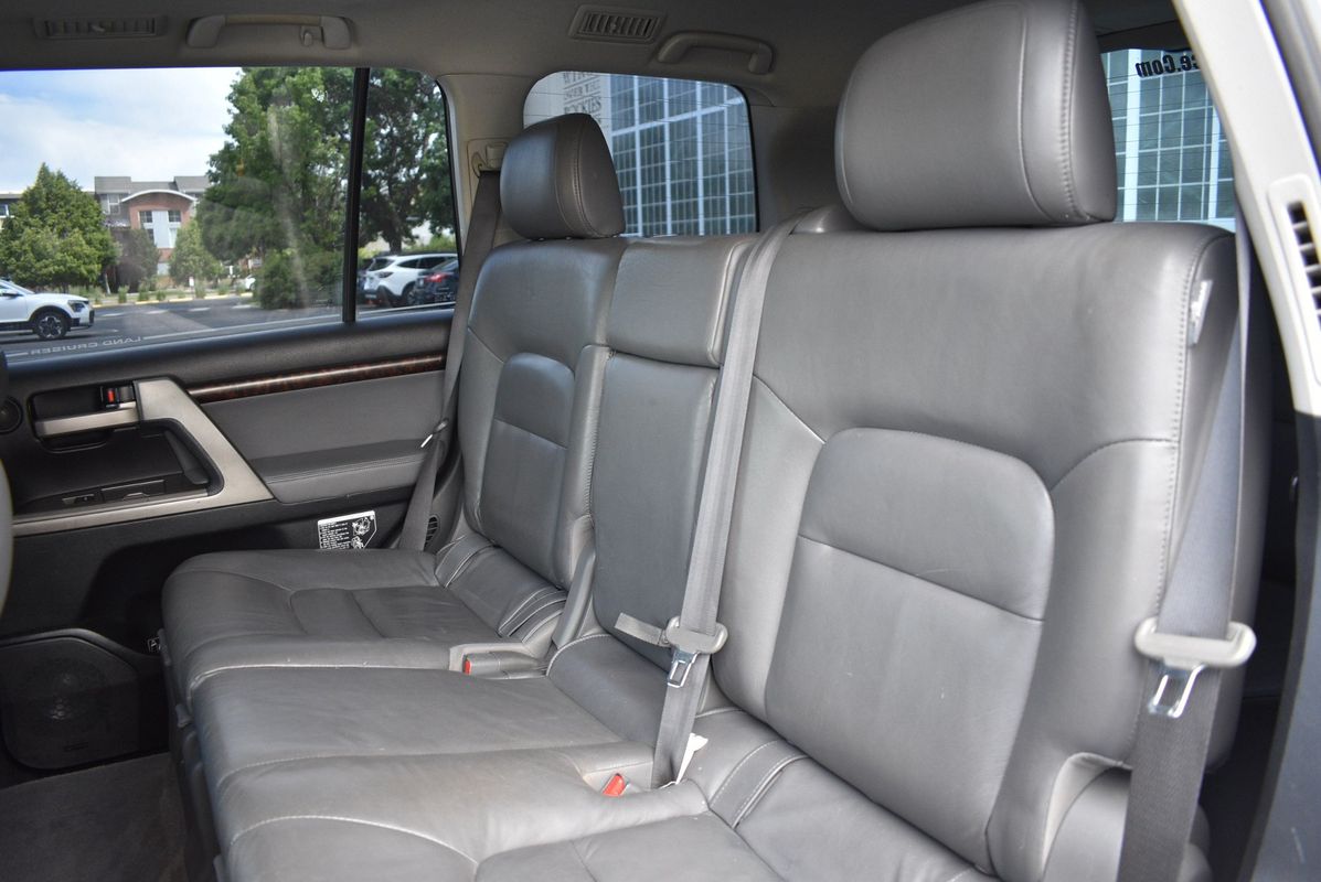 2009 Toyota Land Cruiser Base