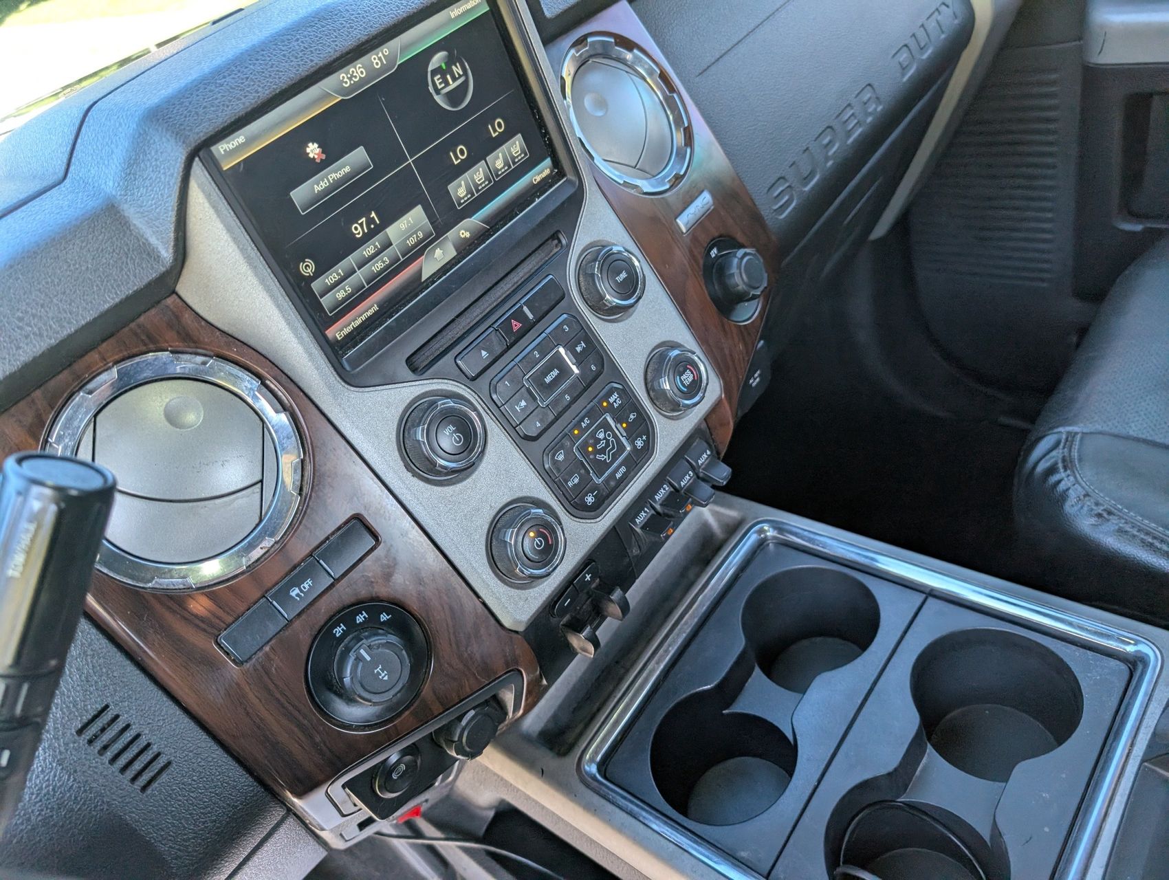 2015 Ford F-350 71