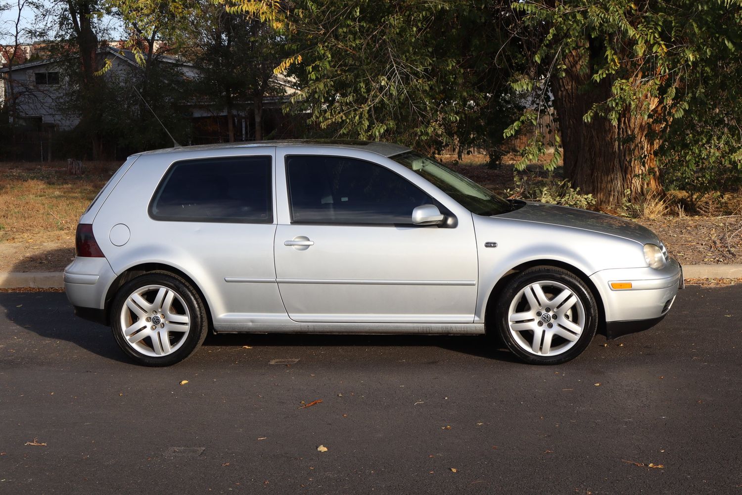 2003 Volkswagen Golf GTI 1.8T photo 2