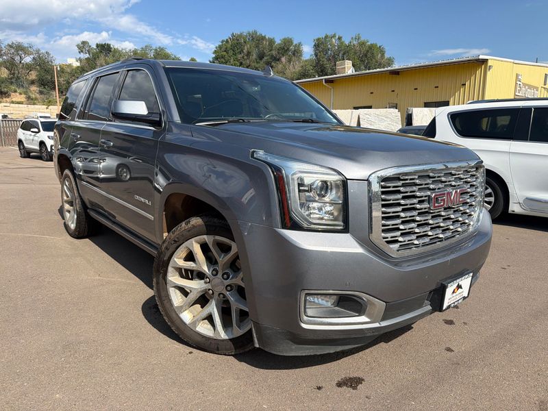  2019 GMC Yukon Denali 4WD   