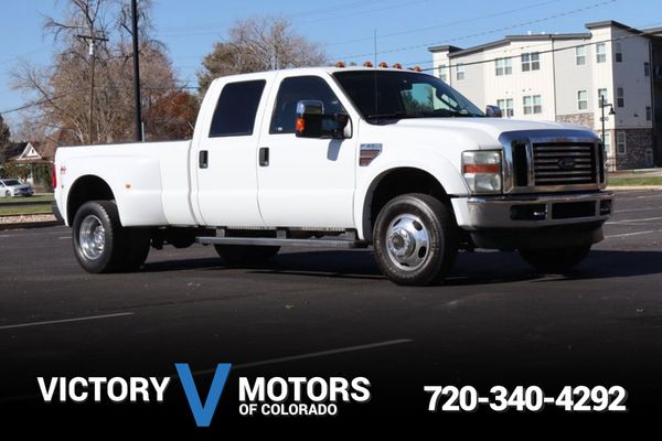 2009 Ford F-350 Super Duty Lariat's photo
