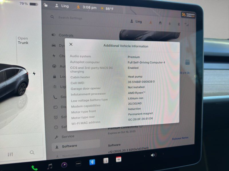 2025 Tesla Model Y Long Range photo 16
