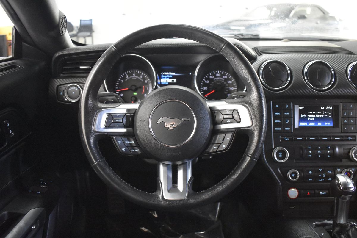 2017 Ford Mustang V6