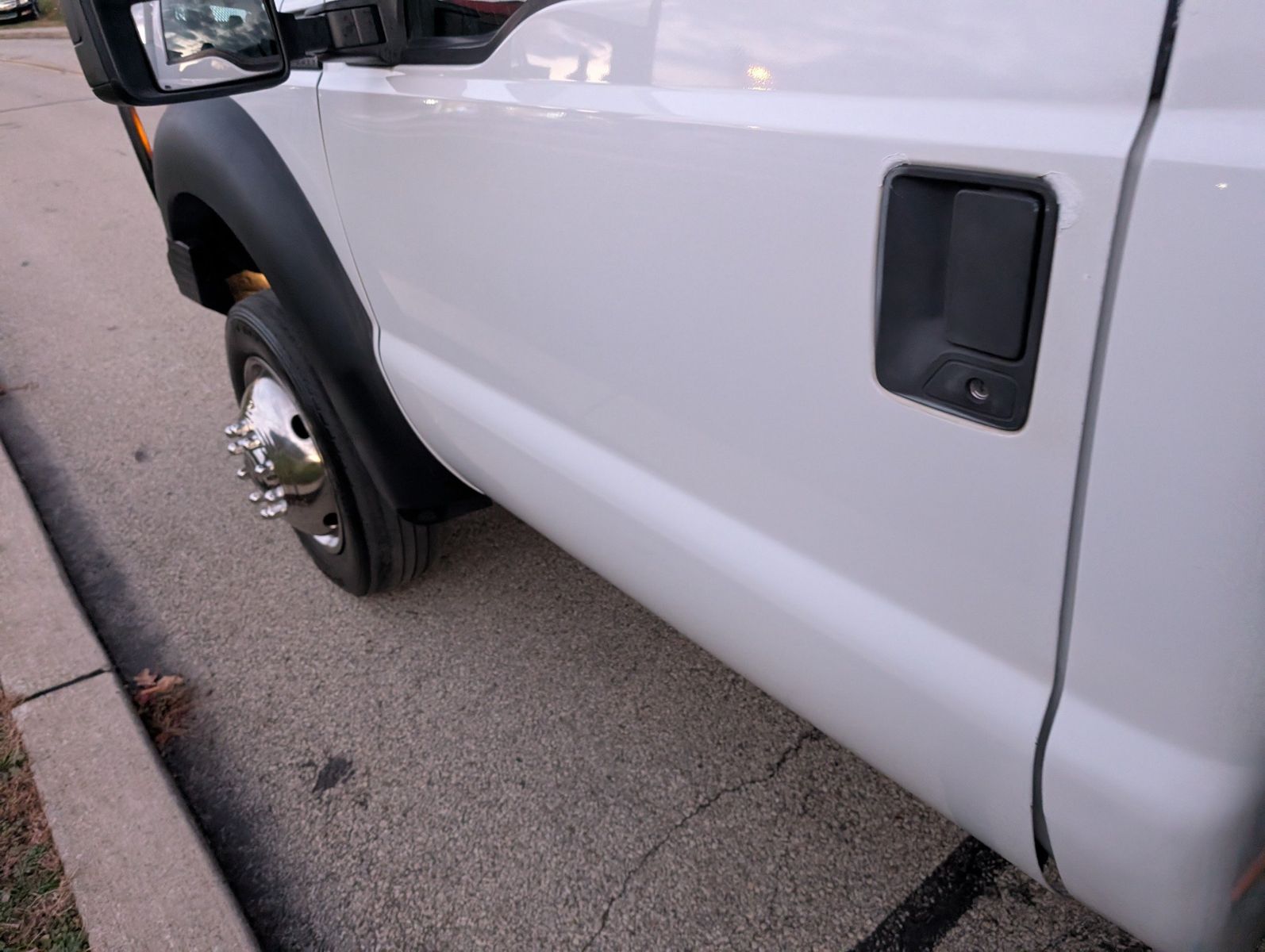 2012 Ford F-550 Super Duty 41