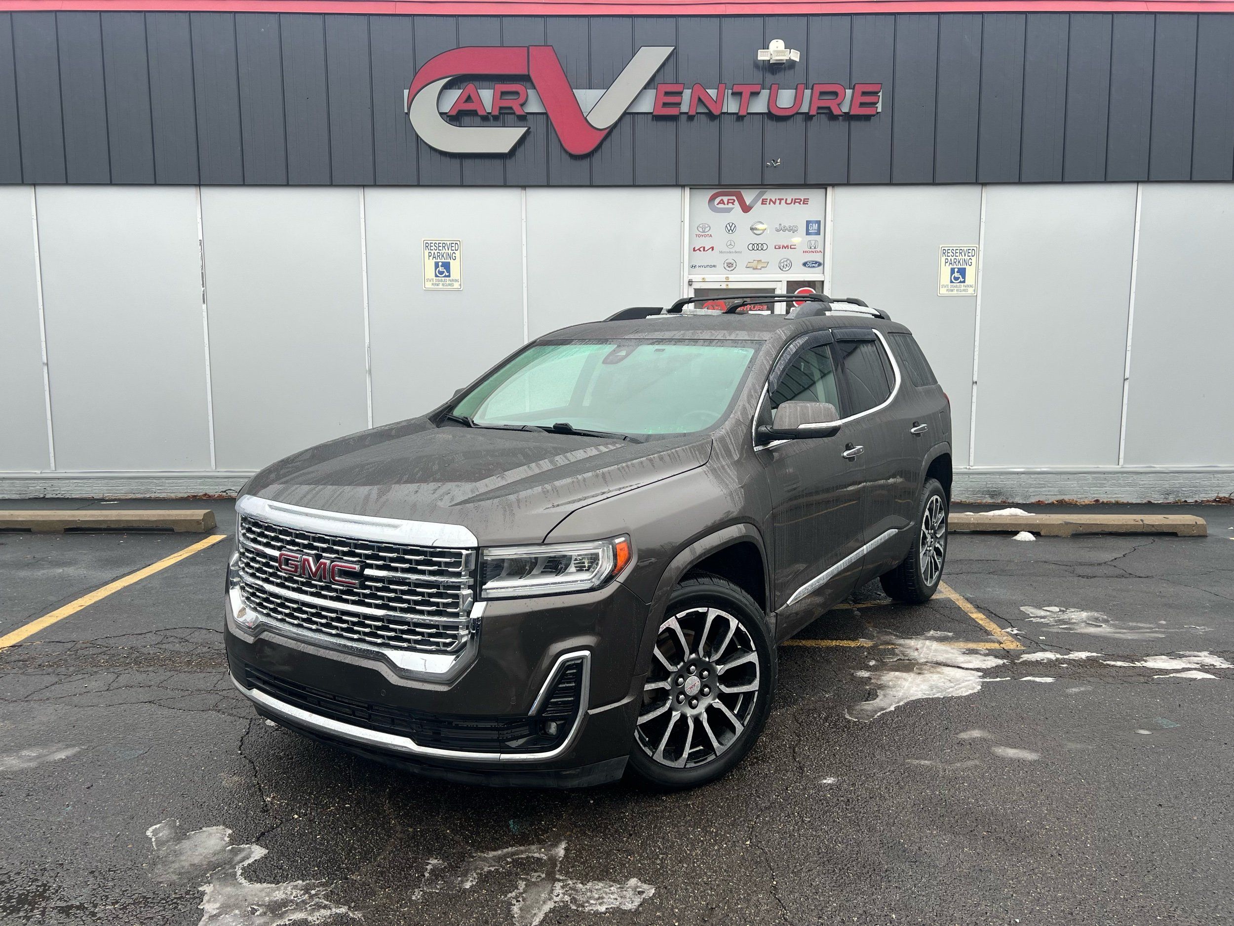 2020 GMC Acadia Denali's photo