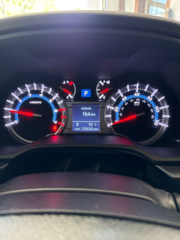 2017 Toyota 4Runner SR5 photo 25