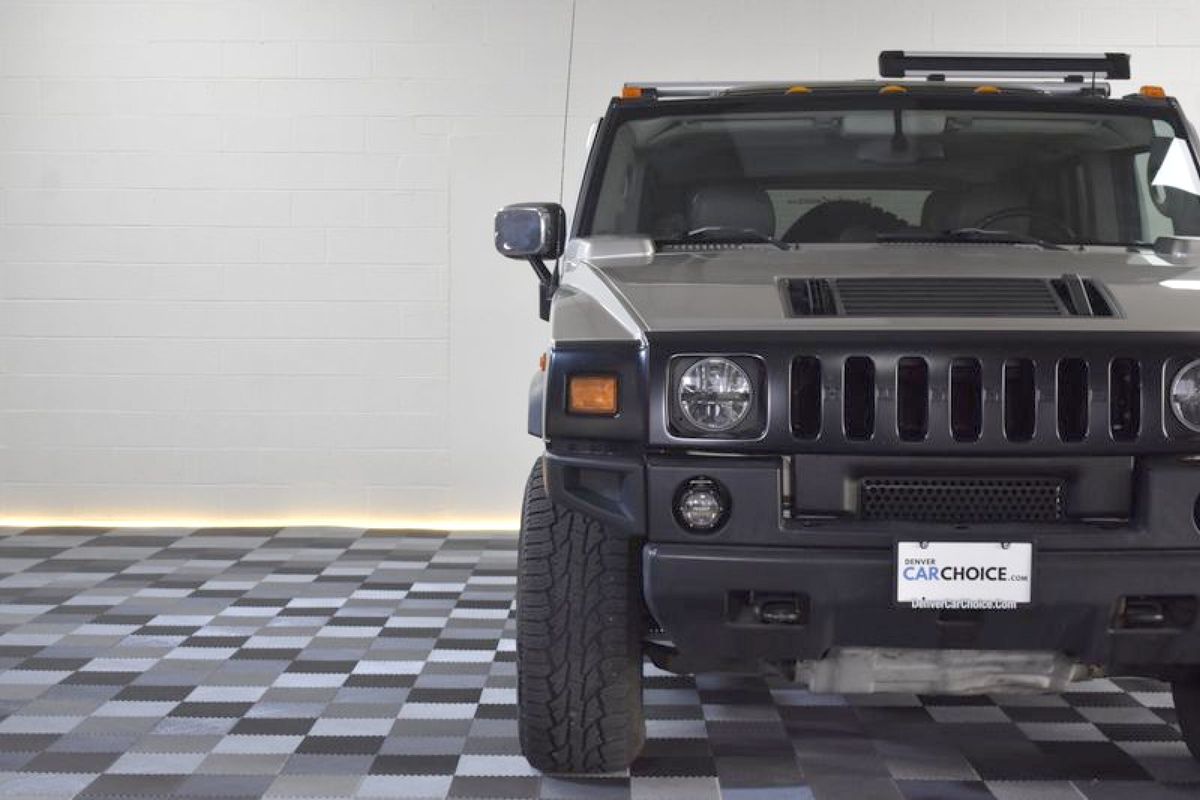 2004 HUMMER H2 