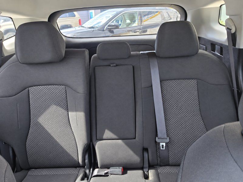 2023 Kia Sportage LX - Photo 17