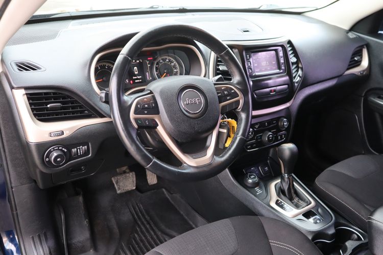 COMMON ISSUES WITH 2015 JEEP CHEROKEE LATITUDE visual data 7