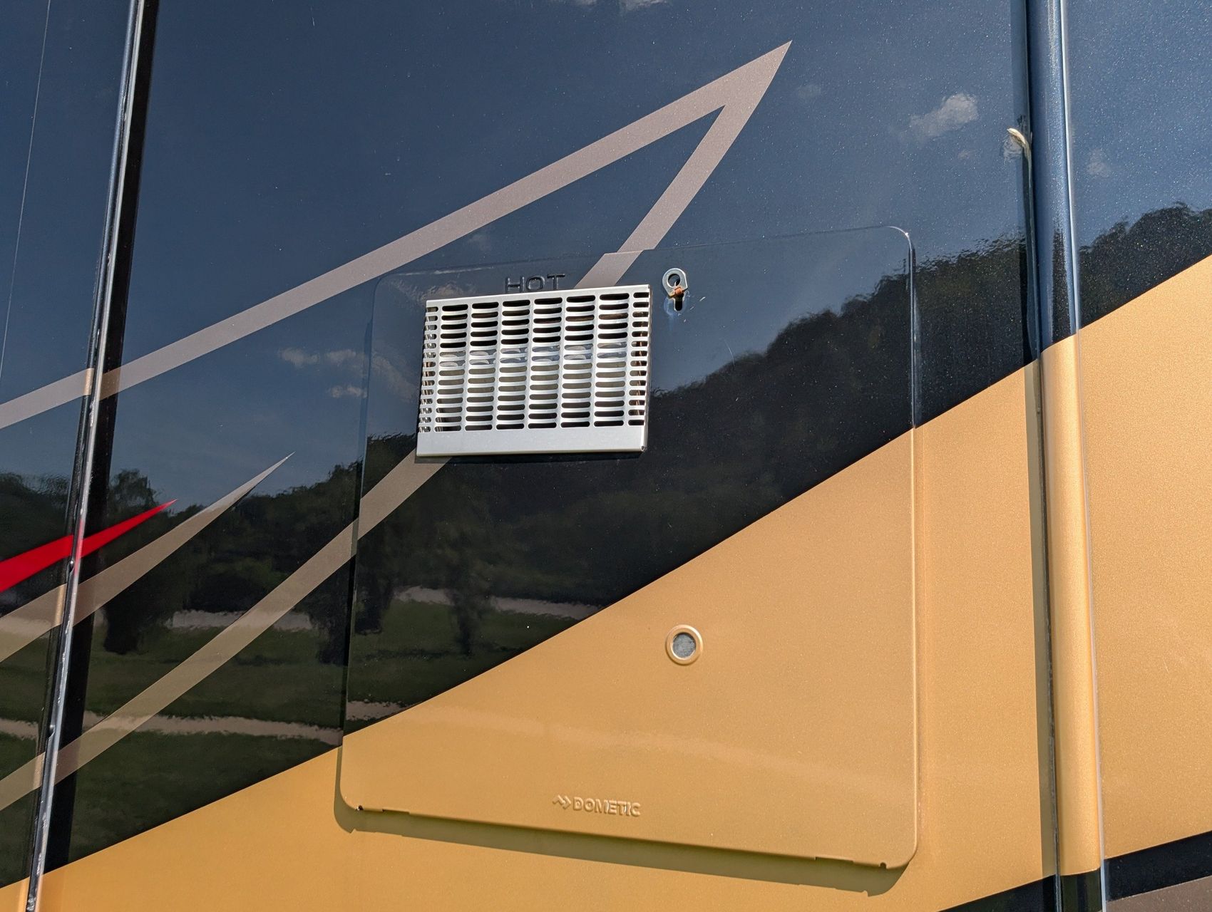 2019 Jayco Embark 242